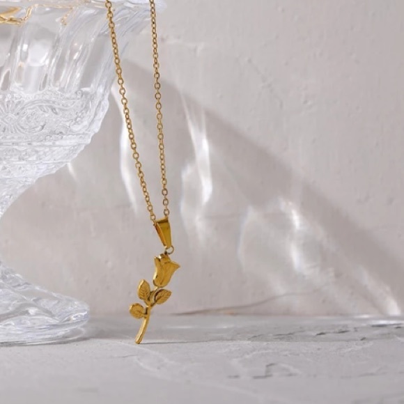 🌹18K gold plated rose necklace - Picture 7 of 7